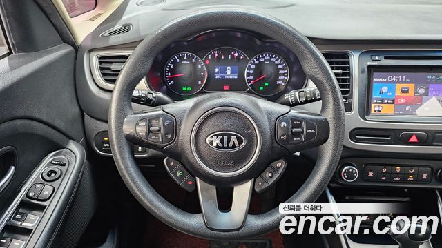Kia Carens 2014 — photo 13