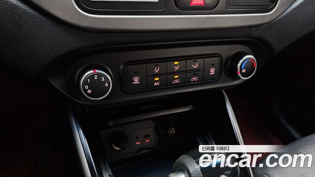 Kia Carens 2014 — photo 19