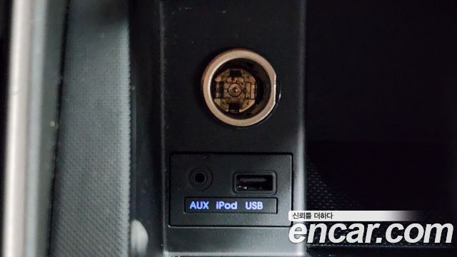 Hyundai AVANTE 2014 — photo 23
