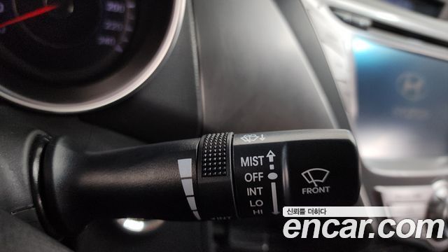 Hyundai AVANTE 2014 — photo 32
