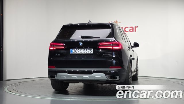 BMW X5 2021 — photo 4