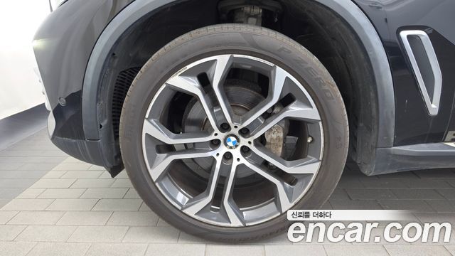 BMW X5 2021 — photo 5