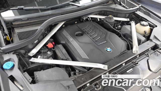 BMW X5 2021 — photo 6