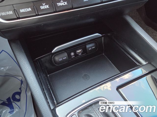 Kia K7 2016 — photo 13