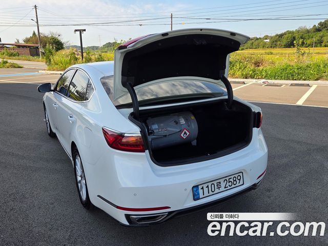 Kia K7 2016 — photo 18