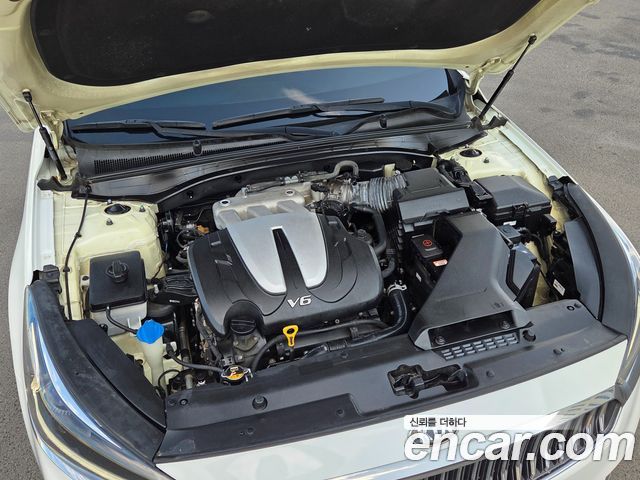 Kia K7 2016 — photo 19