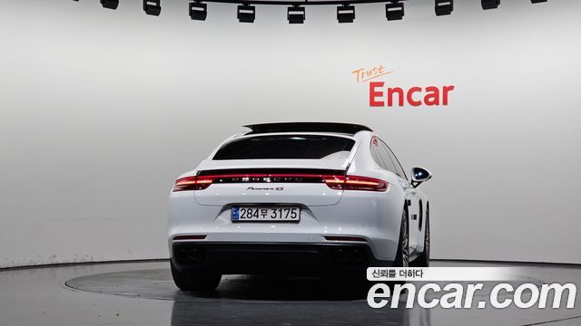 Porsche Panamera 2018 — photo 4