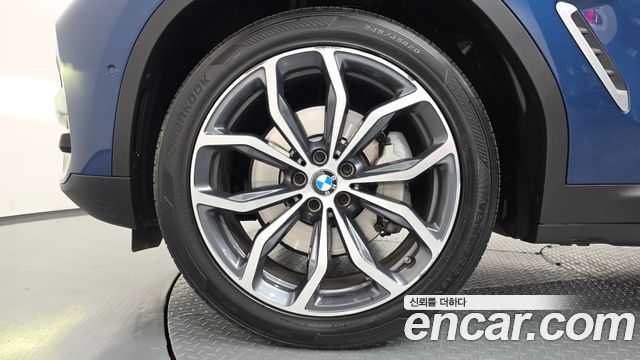 BMW X3 2018 — photo 5