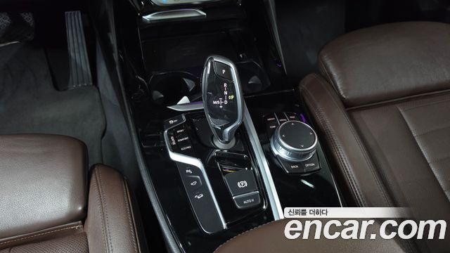 BMW X3 2018 — photo 9