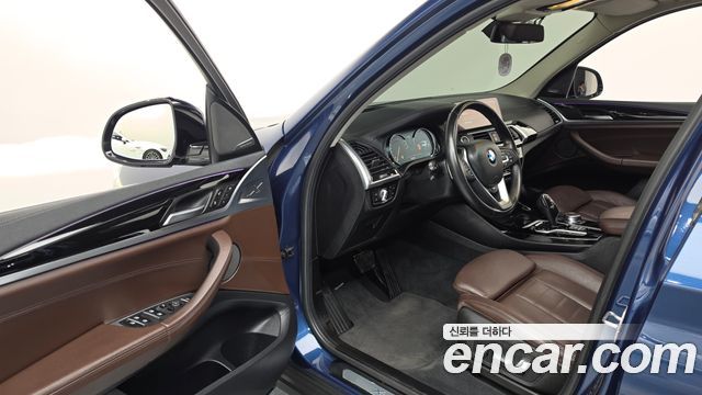BMW X3 2018 — photo 10
