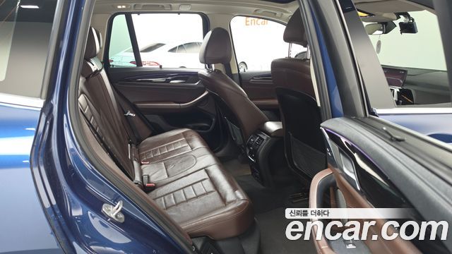 BMW X3 2018 — photo 12