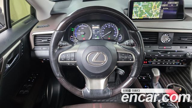 Lexus RX 2017 — photo 13