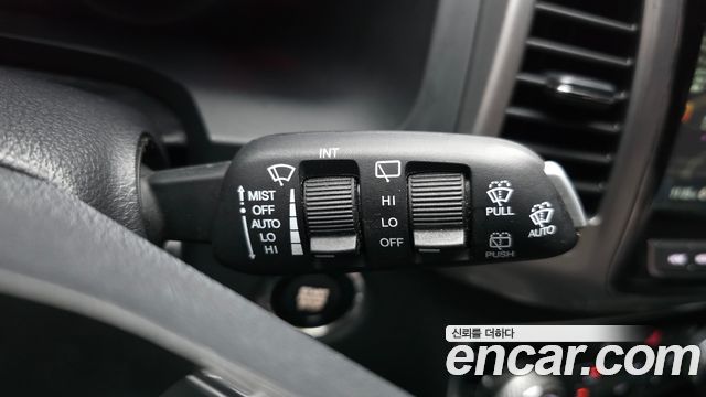 KG Mobility Rexton 2018 — photo 28