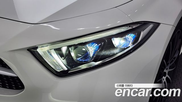 Mercedes-Benz CLS-Class 2021 — photo 8