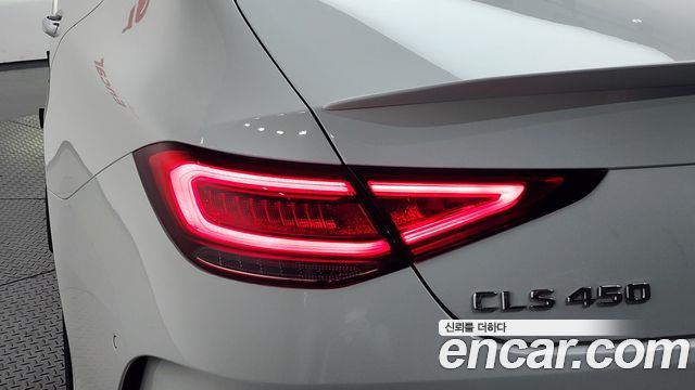 Mercedes-Benz CLS-Class 2021 — photo 9
