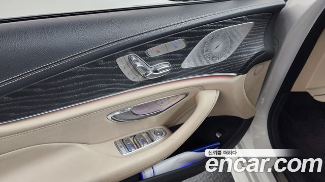 Mercedes-Benz CLS-Class 2021 — photo 30