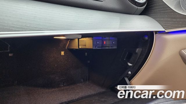 Mercedes-Benz CLS-Class 2021 — photo 34