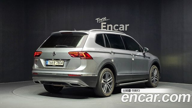 Volkswagen Tiguan 2020 — photo 2