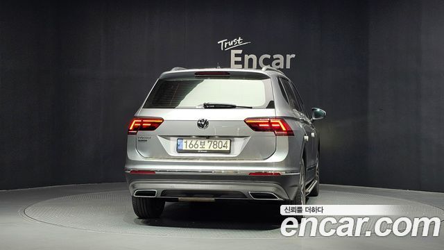 Volkswagen Tiguan 2020 — photo 4