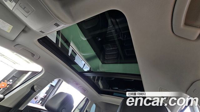 Volkswagen Tiguan 2020 — photo 17