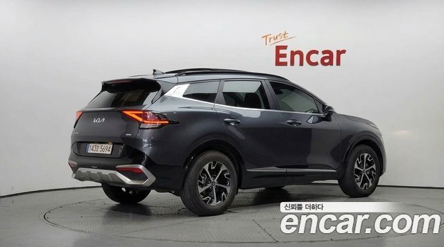 Kia Sportage 2022 — photo 2