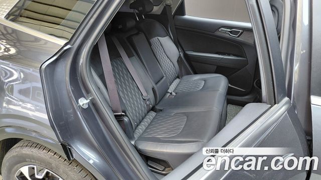 Kia Sportage 2022 — photo 17