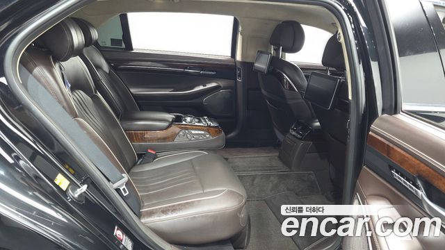 Genesis EQ900 2016 — photo 12