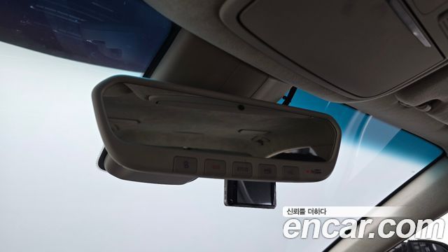 Genesis EQ900 2016 — photo 16