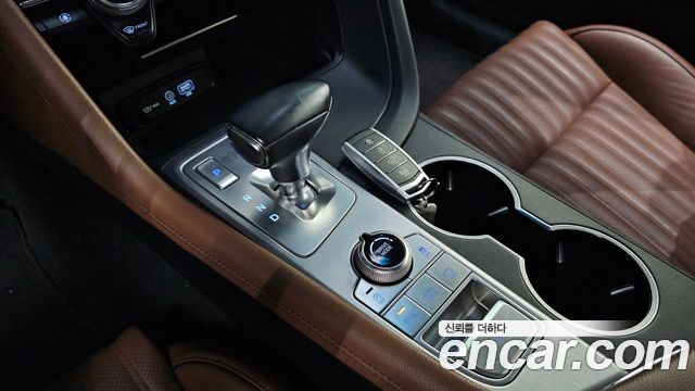 Genesis G70 2020 — photo 9