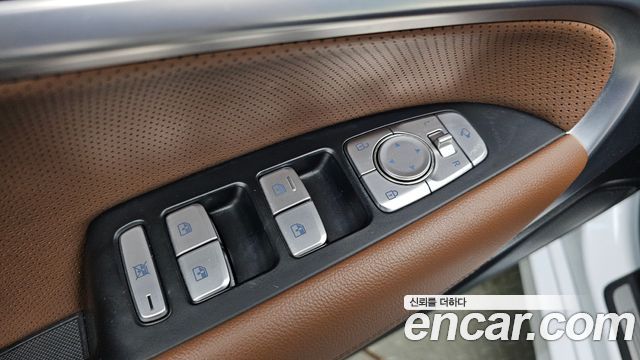 Genesis G70 2020 — photo 13