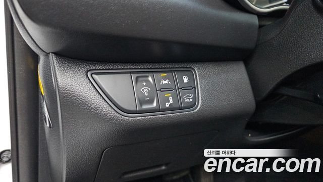 Genesis G70 2020 — photo 14