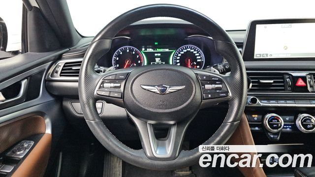 Genesis G70 2020 — photo 15