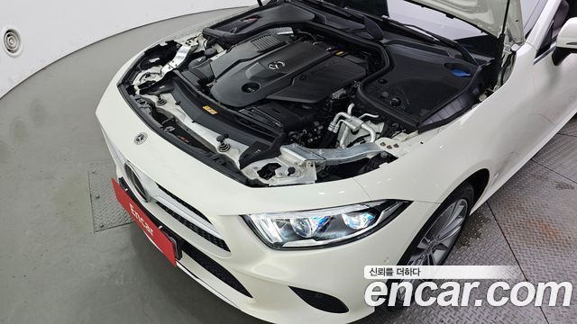 Mercedes-Benz CLS-Class 2019 — photo 6