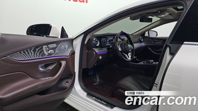 Mercedes-Benz CLS-Class 2019 — photo 10