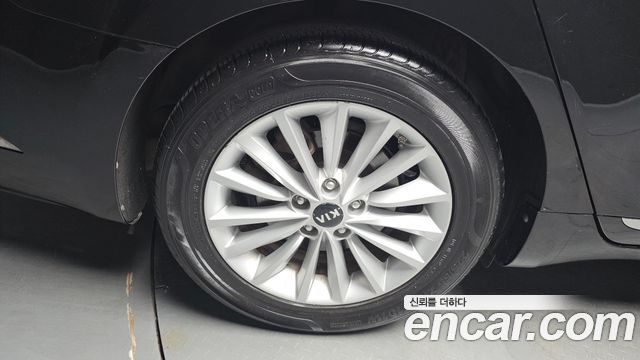 Kia K7 2016 — photo 5