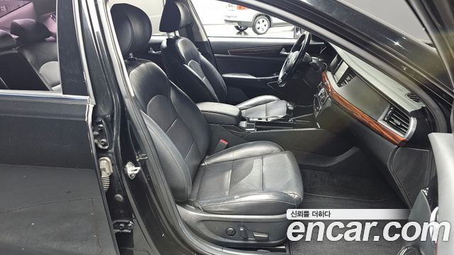Kia K7 2016 — photo 10