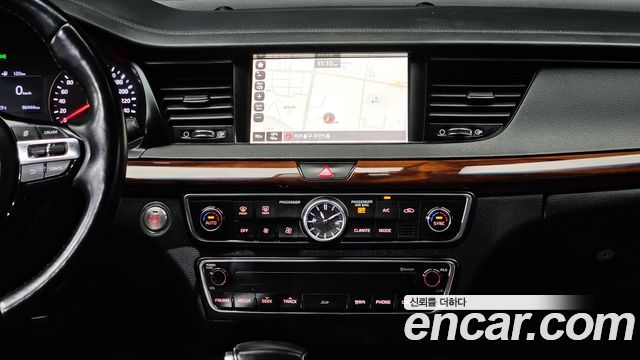 Kia K7 2016 — photo 14