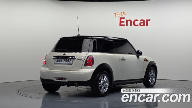 Mini Cooper 2012 — photo 2