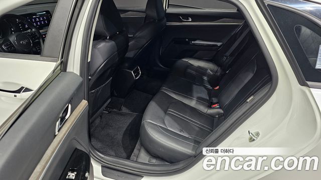Kia K5 2021 — photo 12