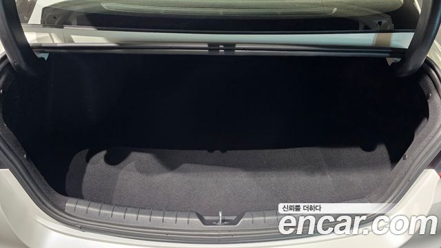 Kia K5 2021 — photo 16
