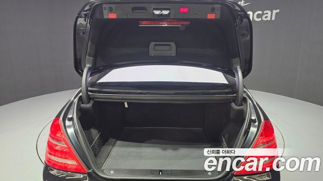 Mercedes-Benz S-Class 2010 — photo 20