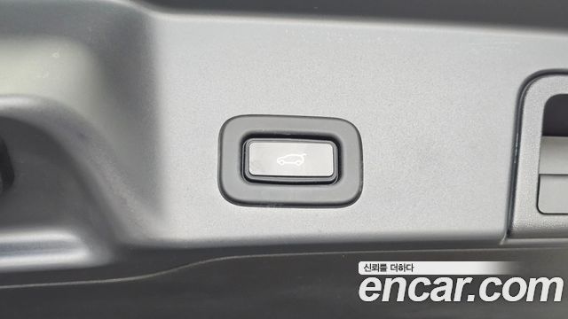 Land Rover Range Rover Evoque 2022 — photo 33