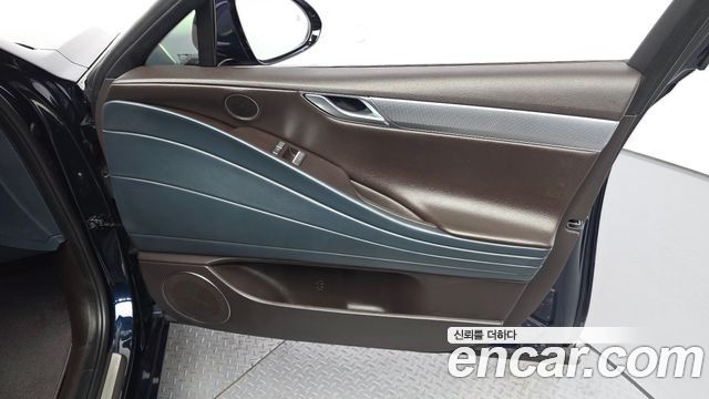 Genesis G80 2022 — photo 14