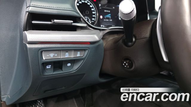 Genesis G80 2022 — photo 28