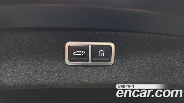 Genesis G80 2022 — photo 32