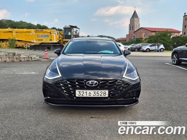 Hyundai Sonata 2022 — photo 1