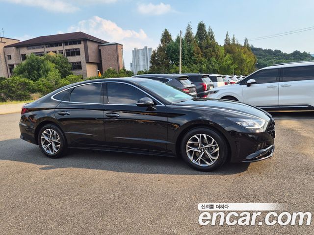 Hyundai Sonata 2022 — photo 3