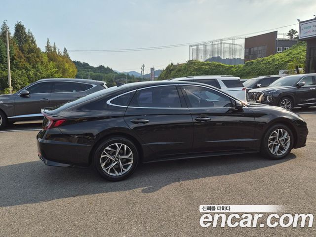 Hyundai Sonata 2022 — photo 4