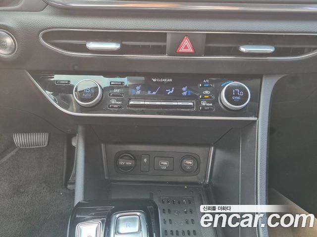 Hyundai Sonata 2022 — photo 12