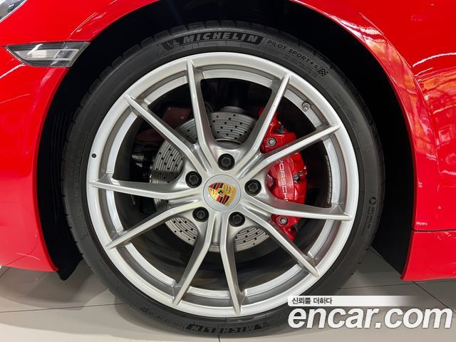 Porsche 718 2018 — photo 12